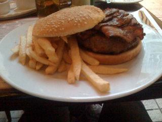 Bacon cheeseburger, Jackson's, Kolonakis, Athènes